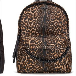 cheetah VS Pink backpack